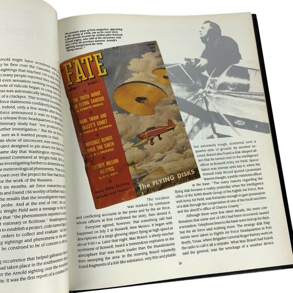 Mysteries Of The Unknown: The UFO Phenomenon Hardcover Book By Time-Life Books - Picture 4 of 8